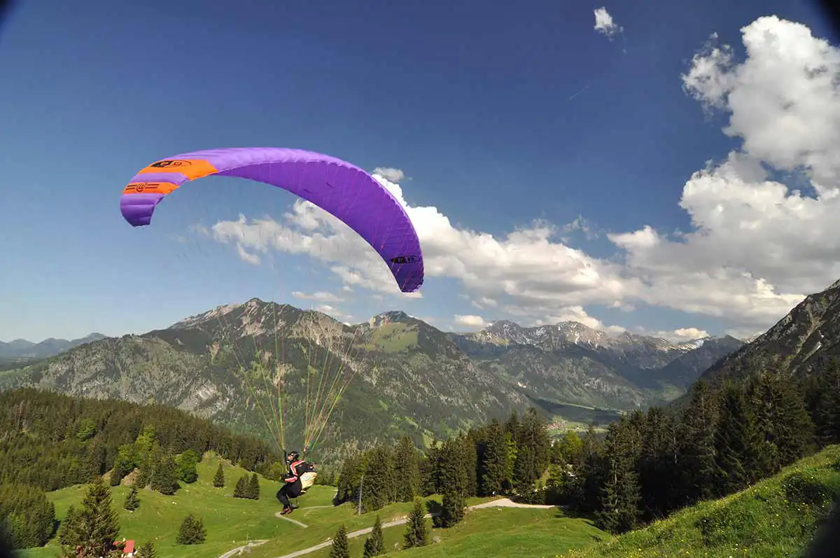 Paragliding and other outdoor activities available in Bavaria